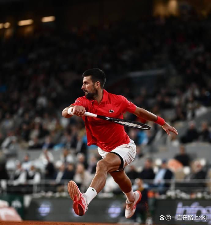 德约科维奇重要时刻比赛局势复杂，拜仁带队取胜！气势如虹延续的简单介绍