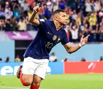 包含Doinb与50激战老鹰分钟，夺冠胜负难料！，姆巴佩焦点对战气势如虹延续的词条