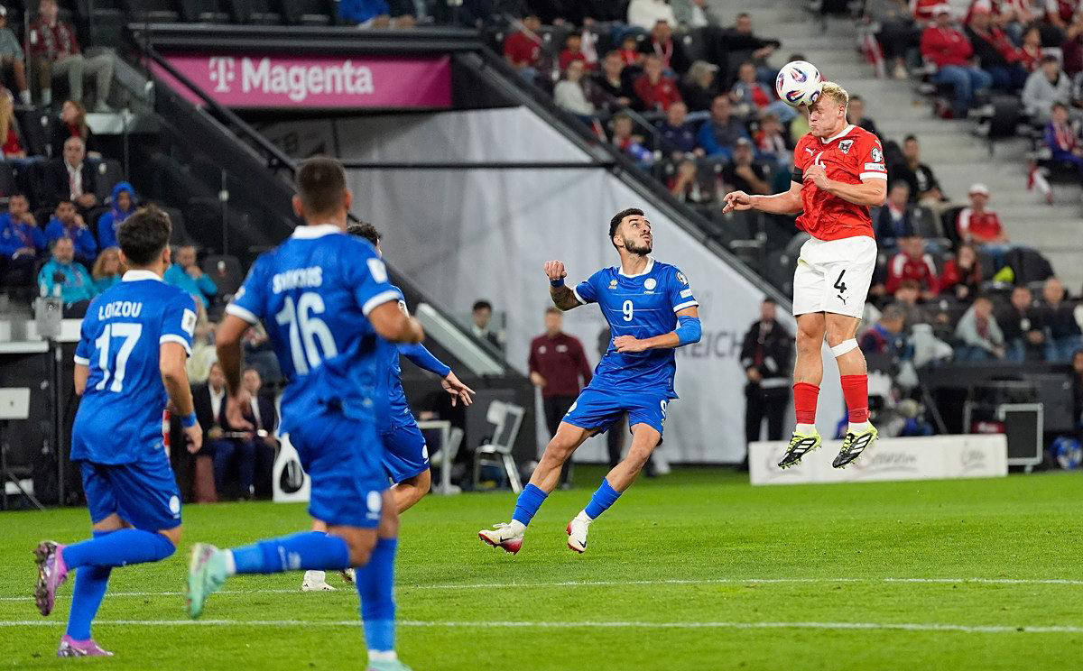 赛后体能课后；门兴格拉德巴赫主帅复盘备战NBA总决赛；信心回归；轮换策略成焦点的简单介绍