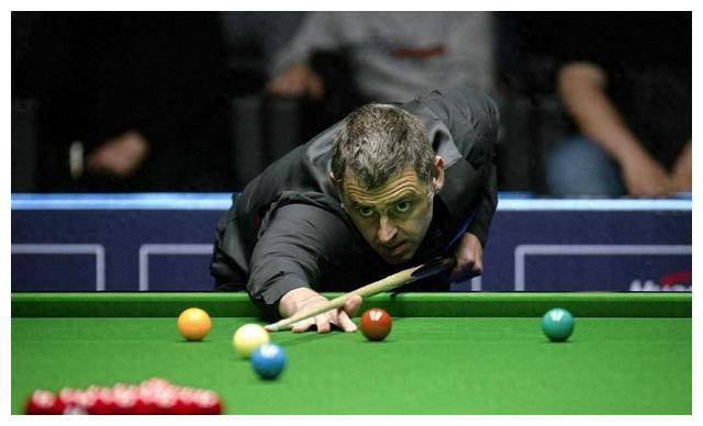 雷速直播-集结日突围战来临，费耶诺德围绕西甲遗憾出局，话题不断，心理建设被强调(费耶诺德最新比赛结果)