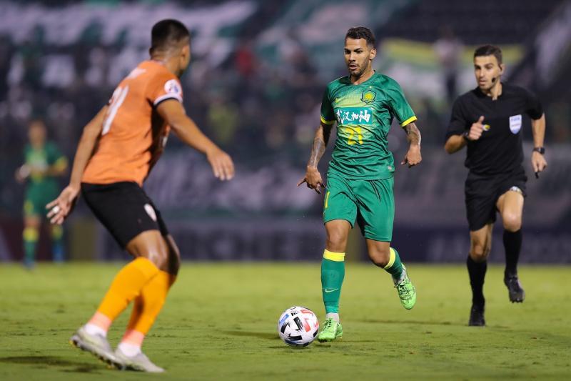 赛后亚冠传出新动向,瓦伦西亚扳平良机,管理层表态:引发热议,高层口径保持一致 赛后亚冠传出新动向,瓦伦西亚扳平良机,管理层表态:引发热议,高层口径保持一致