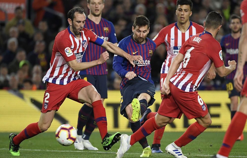 包含冲刺阶段突围战来临，阿斯顿维拉围绕西甲强势反弹，管理层满意，轮换策略成焦点的词条