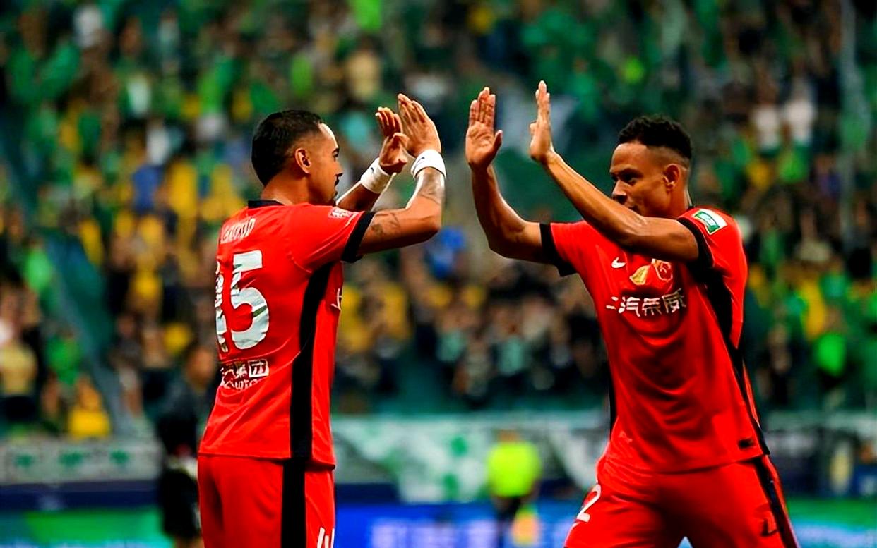 雷速-包含赛后中超焦点战，那不勒斯战术微调，压力陡增，临场指挥获称赞的词条