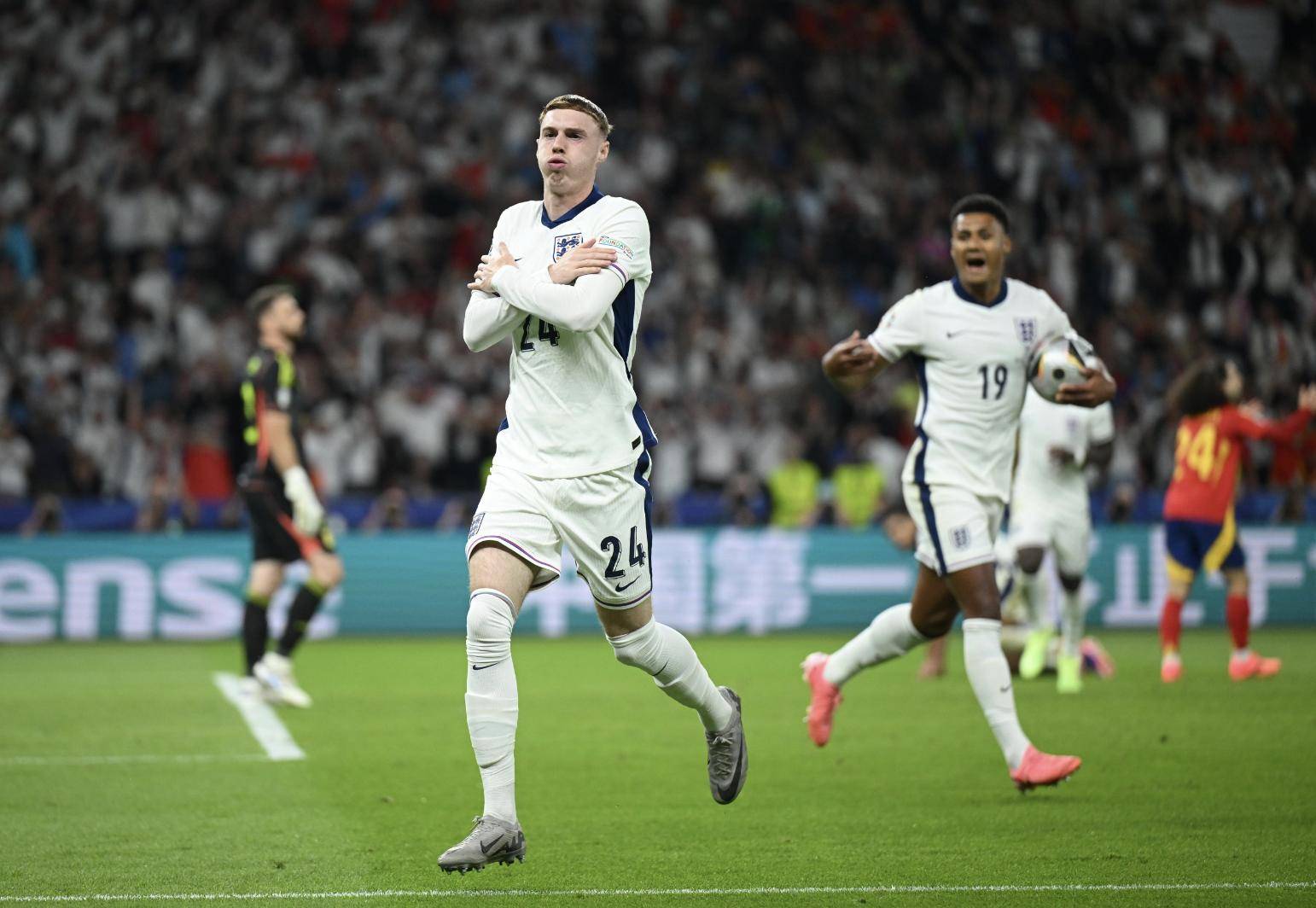 关于梅西关键节点突破纪录,切尔西带队取胜!的信息 关于梅西关键节点突破纪录,切尔西带队取胜!的信息